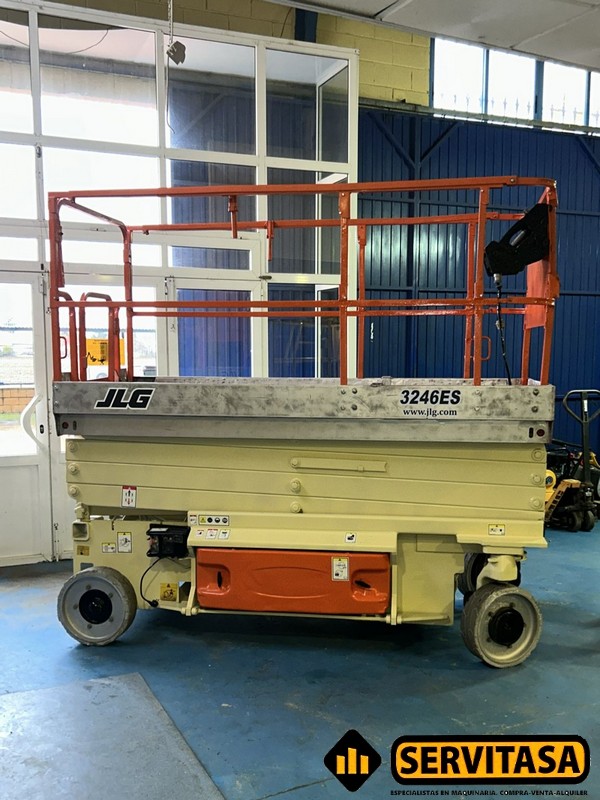 PLATAFORMA ELÉCTRICA JLG 3246ES