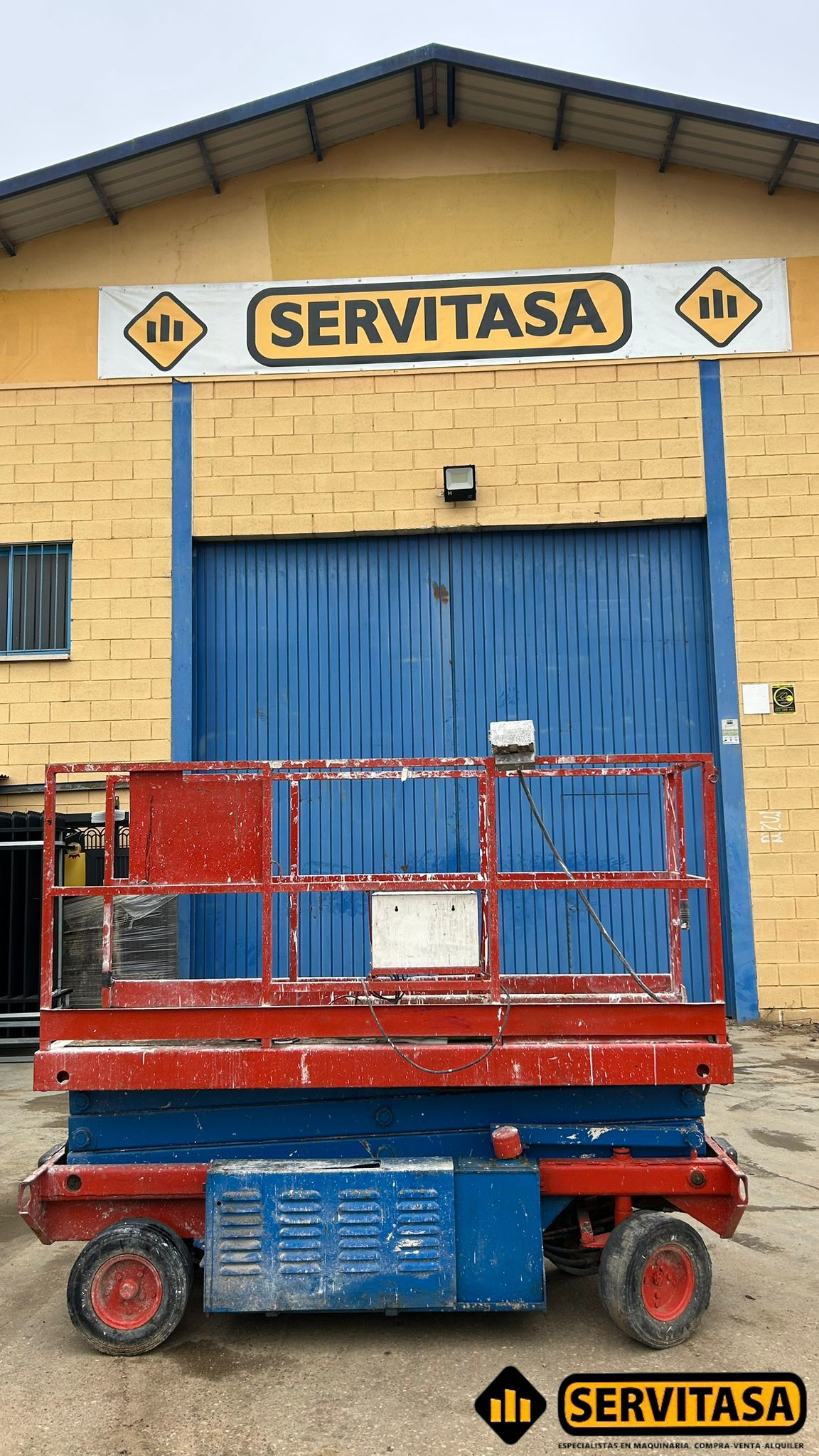 PLATAFORMA ELÉCTRICA JLG CM20N