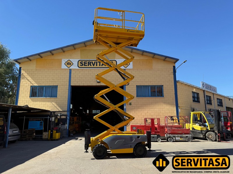 PLATAFORMA ELEVADORA HAULOTTE COMPACT 12DX