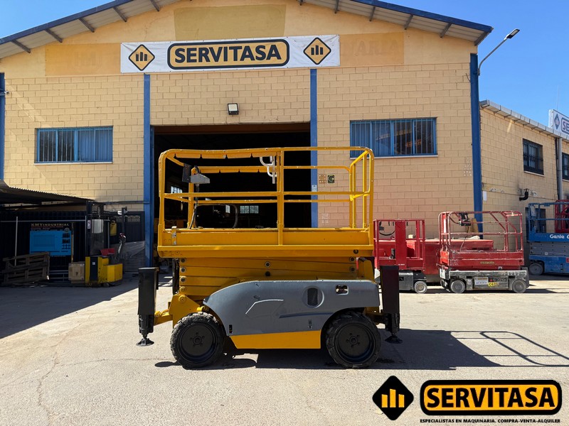 PLATAFORMA ELEVADORA HAULOTTE COMPACT 12DX